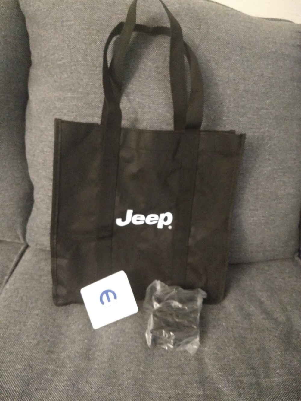 Jeep Black Tote with 4 Clips Kit - Cargo/Storage - Mopar